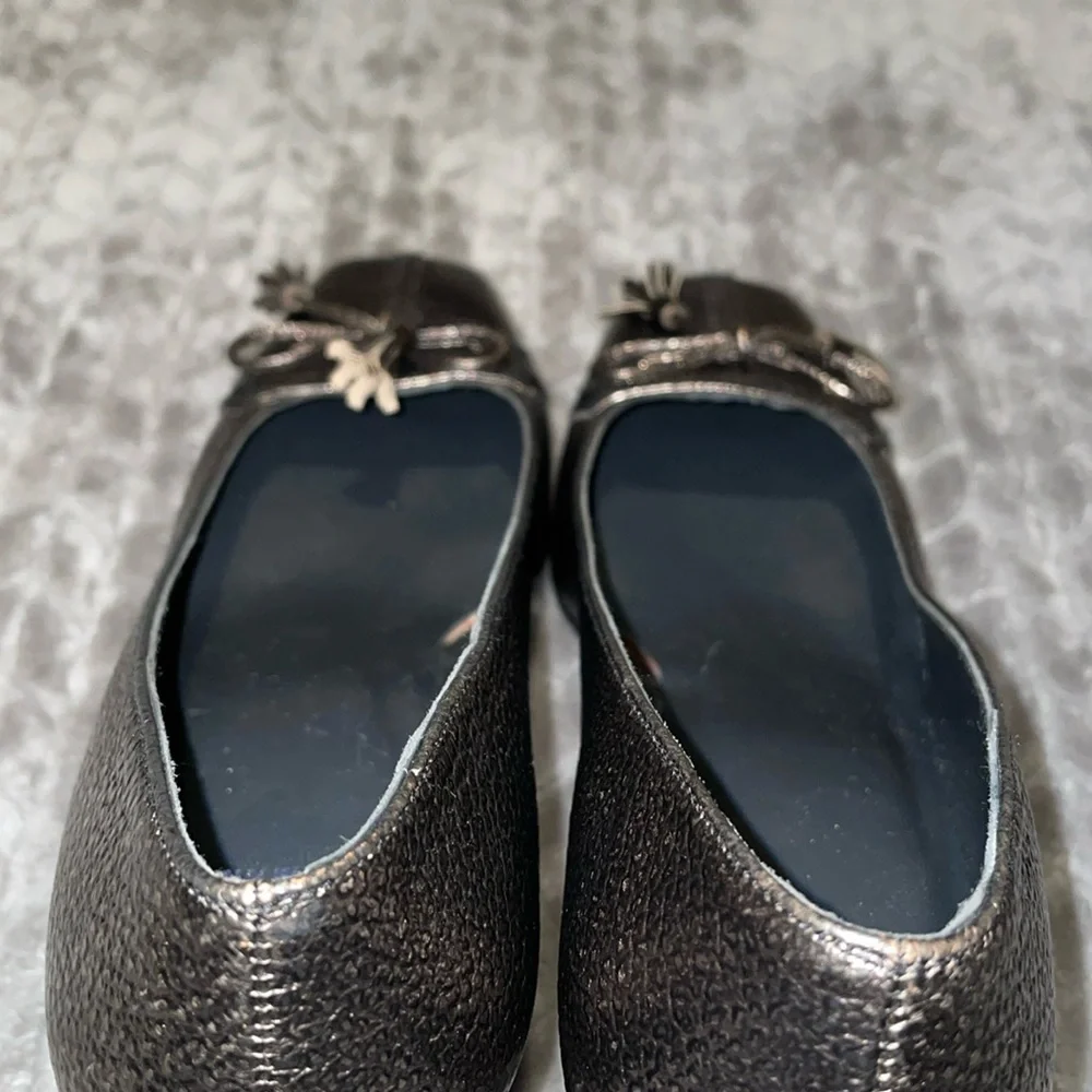 Stuart Weitzman Gold Printed Patent Leather Square Toe Pumps. Size 6.5.‎